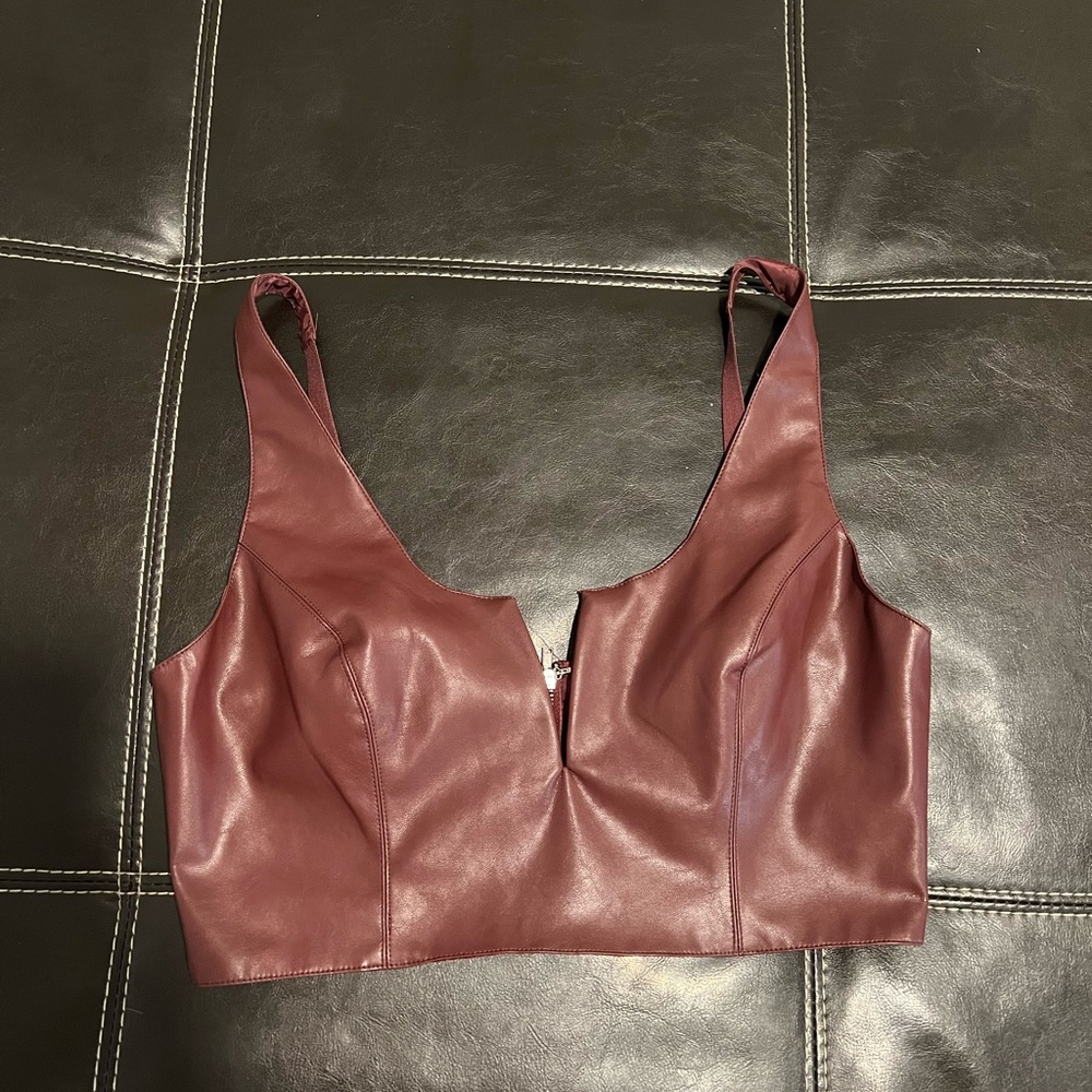 Boutique maroon cropped leather tank